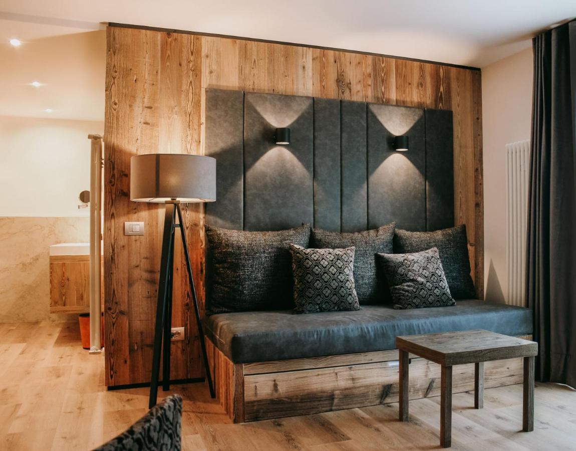 Hotel Pineta バゼルガ・ディ・ピネ エクステリア 写真
