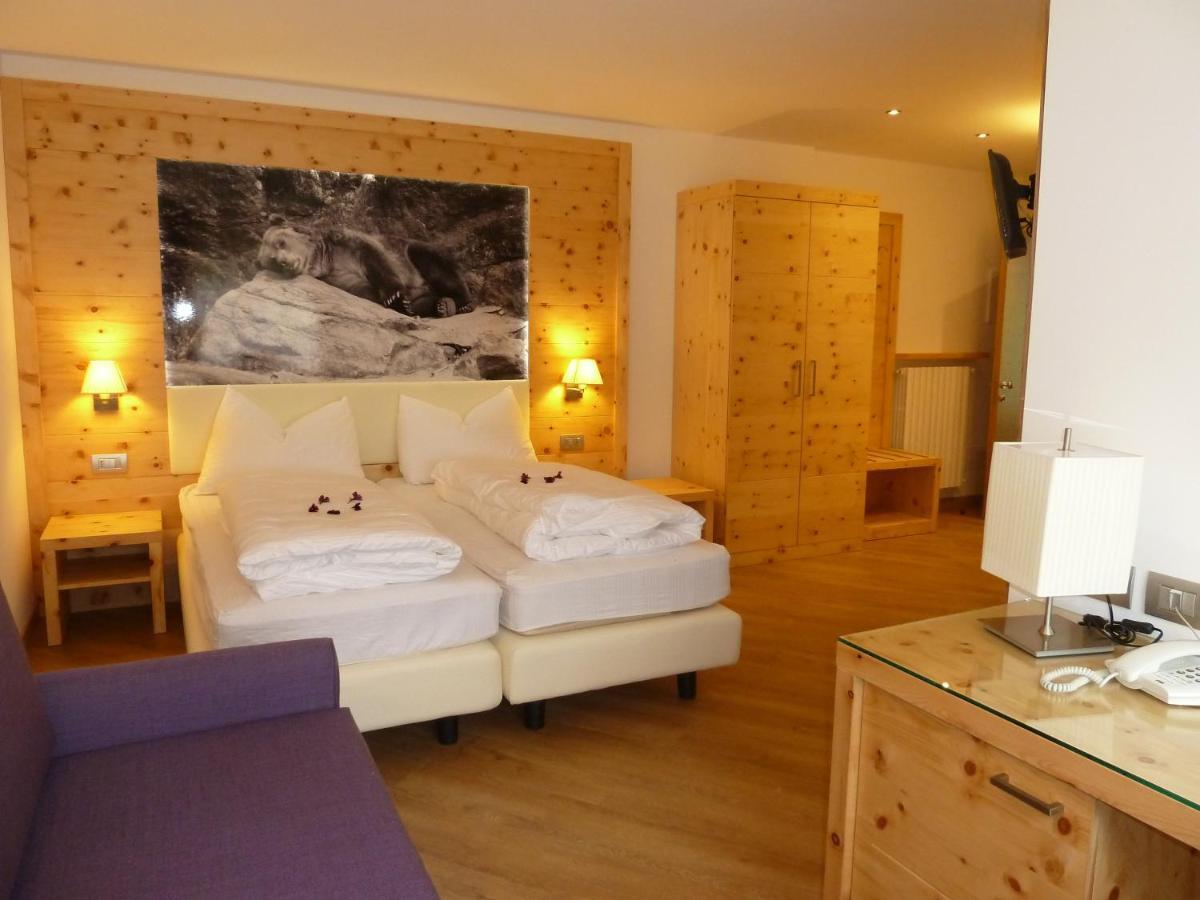 Hotel Pineta バゼルガ・ディ・ピネ 部屋 写真